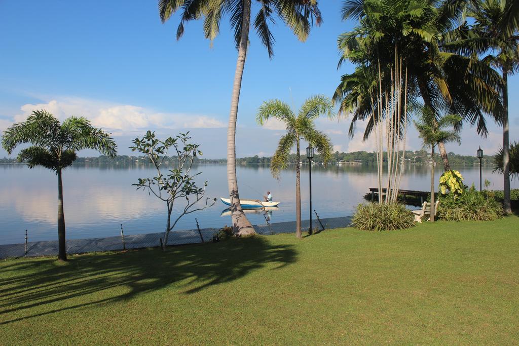 Blue Water Villa Piliyandala Exterior foto