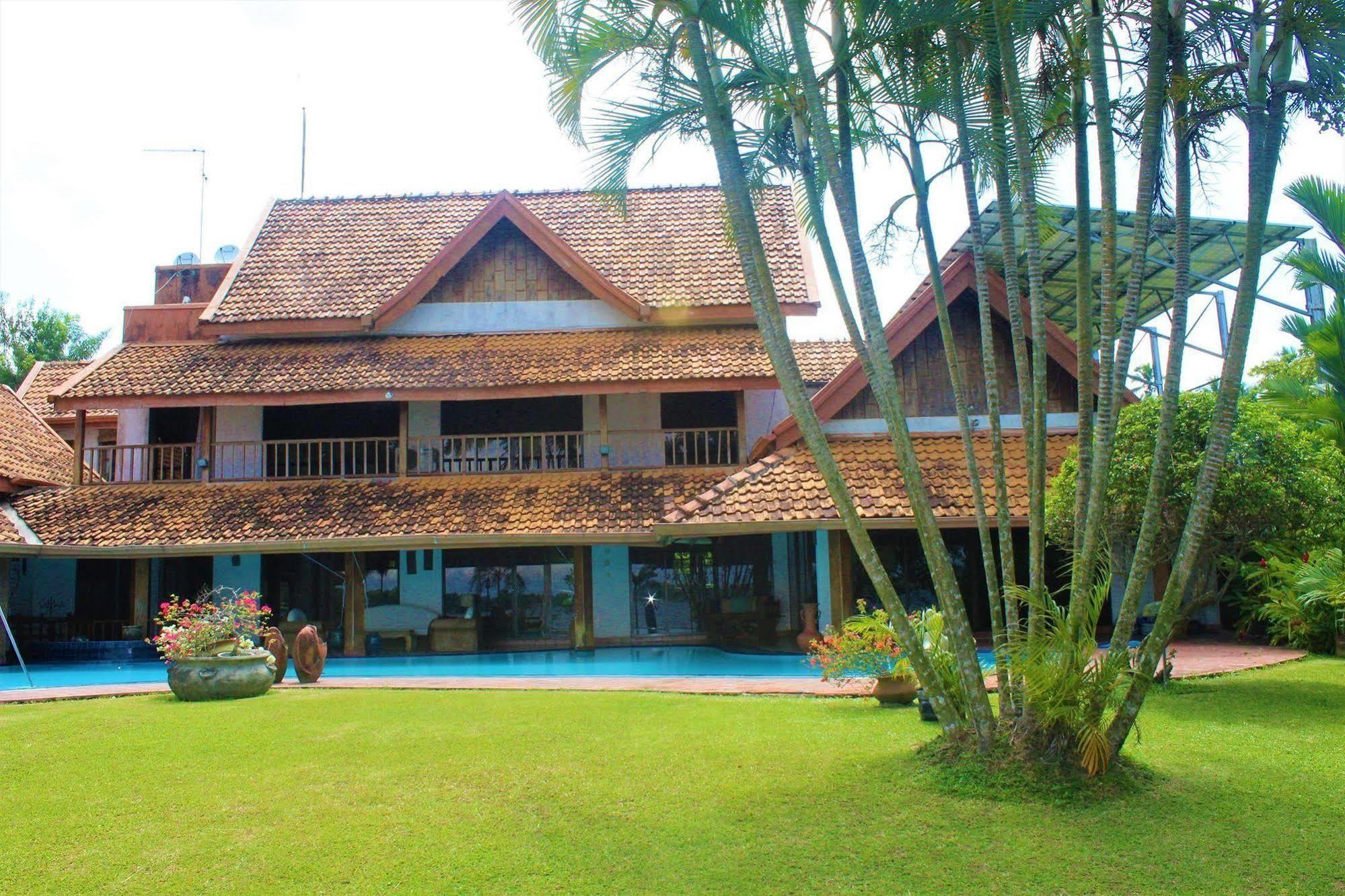 Blue Water Villa Piliyandala Exterior foto